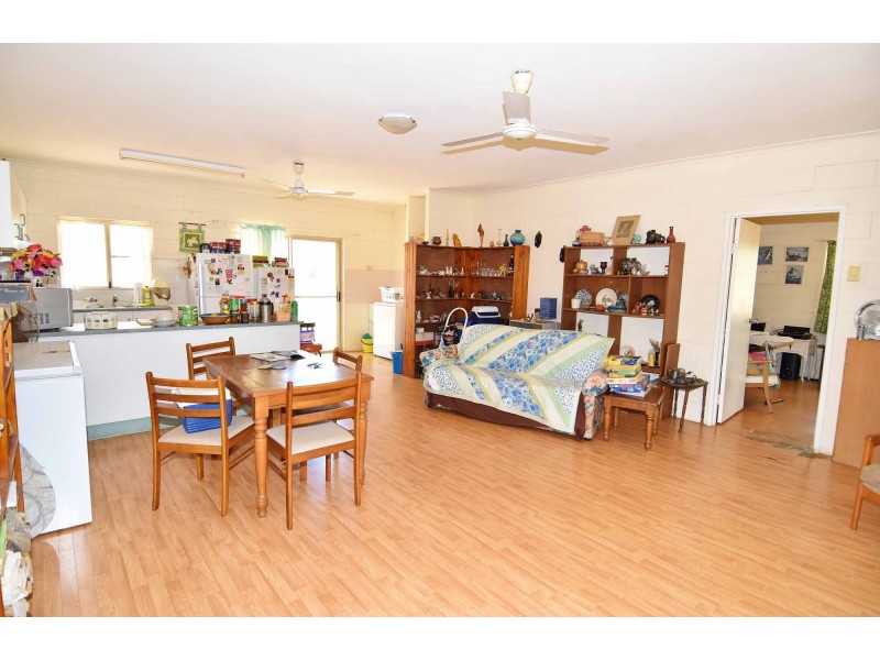 10 REDBANK DRIVE, Greenvale QLD 4816