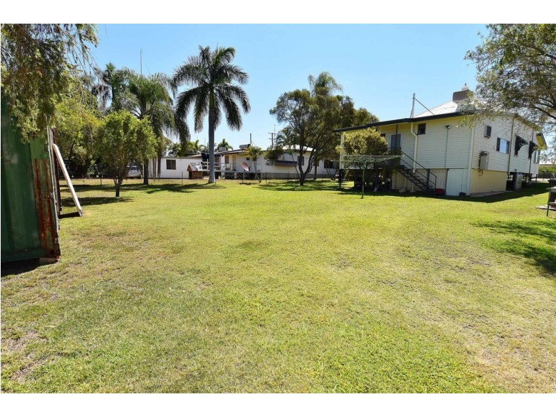 43 YORK STREET, Queenton QLD 4820