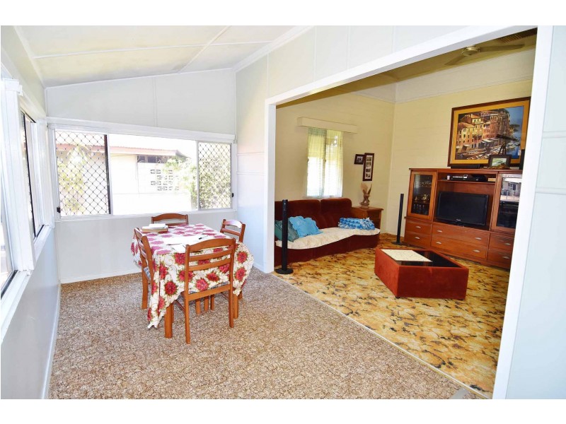 43 YORK STREET, Queenton QLD 4820