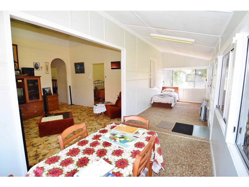 43 YORK STREET, Queenton QLD 4820