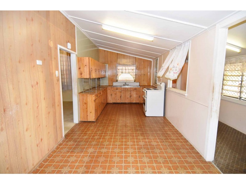 56 RACECOURSE ROAD, Charters Towers QLD 4820