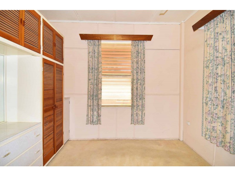 56 RACECOURSE ROAD, Charters Towers QLD 4820