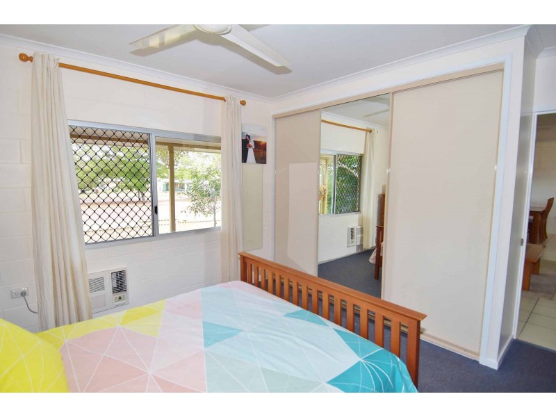 8 MORRIS STREET, Toll QLD 4820