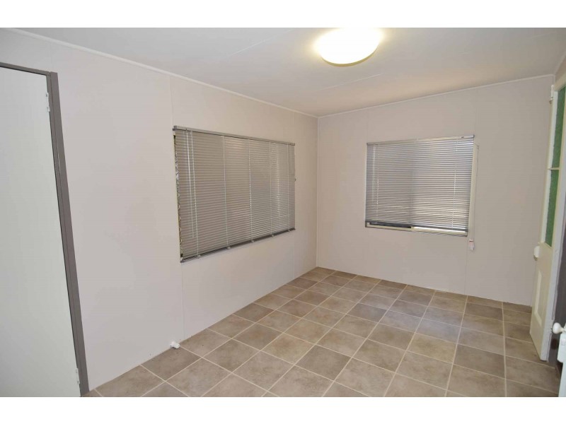 22 BRISK STREET, Queenton QLD 4820