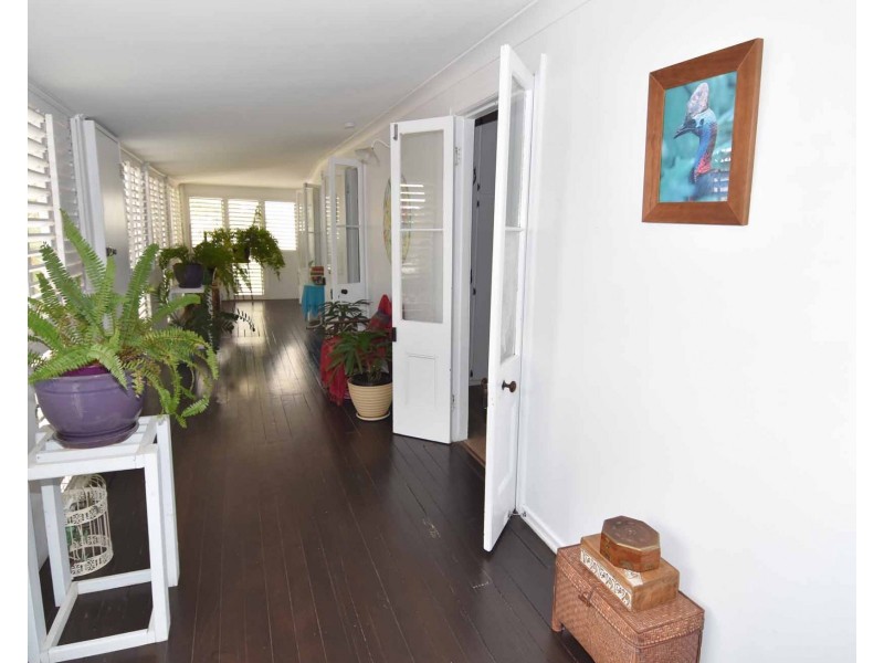 8 Hodgkinson Street, Charters Towers City QLD 4820