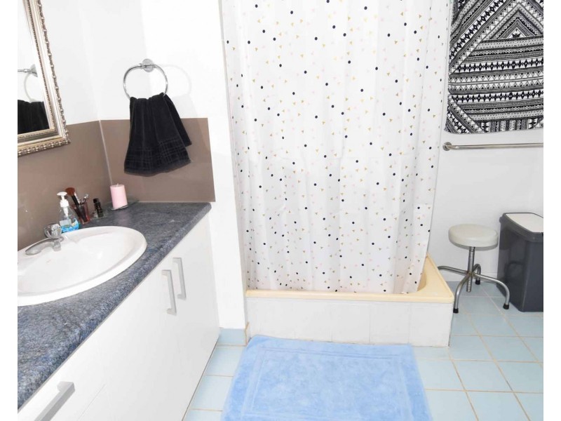 8 Hodgkinson Street, Charters Towers City QLD 4820