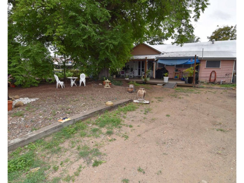8 Hodgkinson Street, Charters Towers City QLD 4820