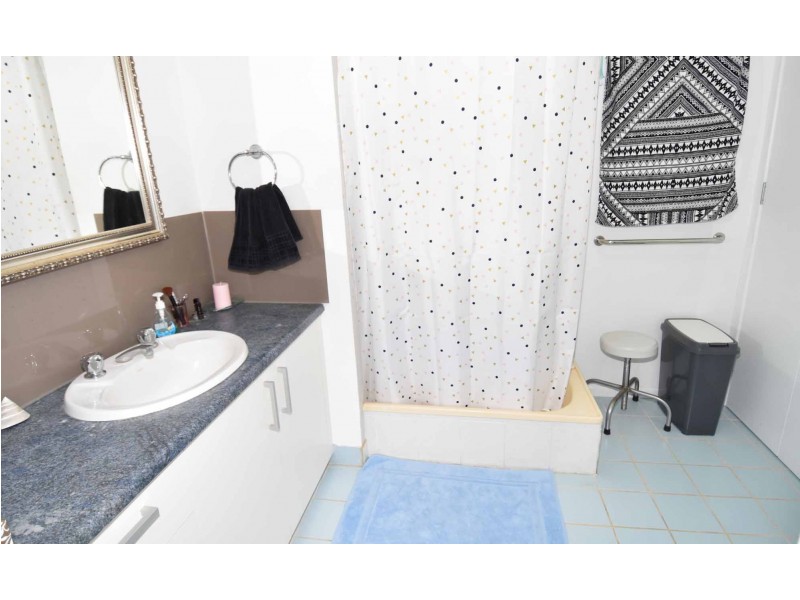 8 Hodgkinson Street, Charters Towers City QLD 4820