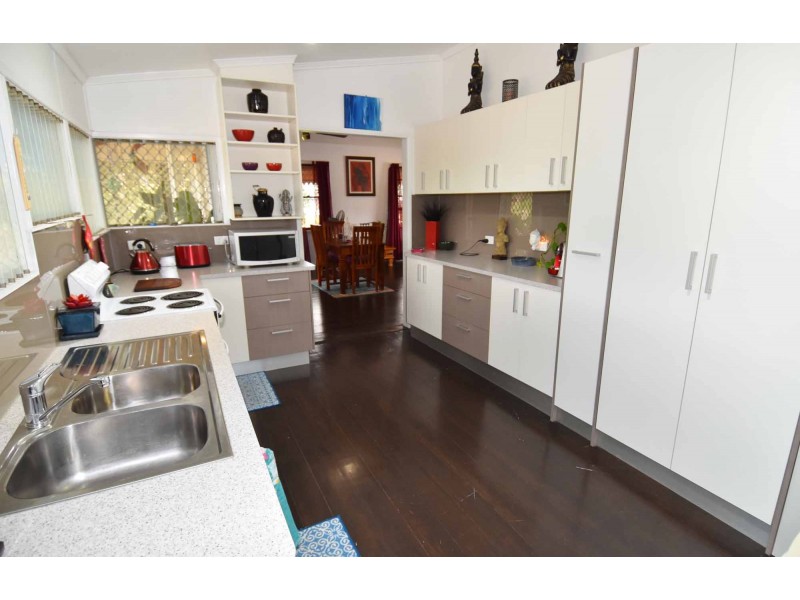 8 Hodgkinson Street, Charters Towers City QLD 4820