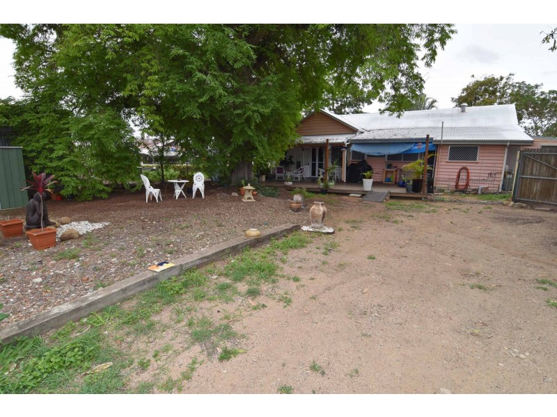 8 Hodgkinson Street, Charters Towers City QLD 4820