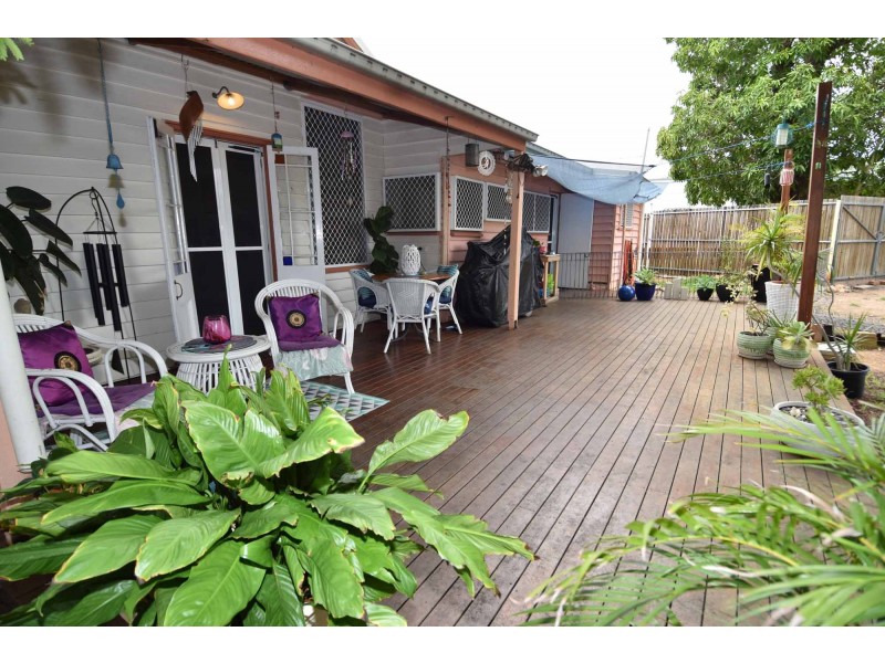 8 Hodgkinson Street, Charters Towers City QLD 4820