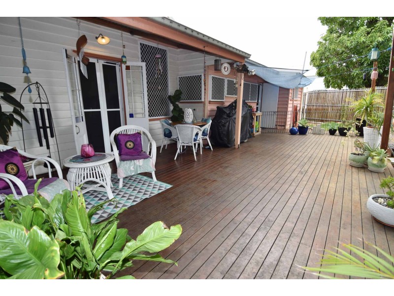 8 Hodgkinson Street, Charters Towers City QLD 4820