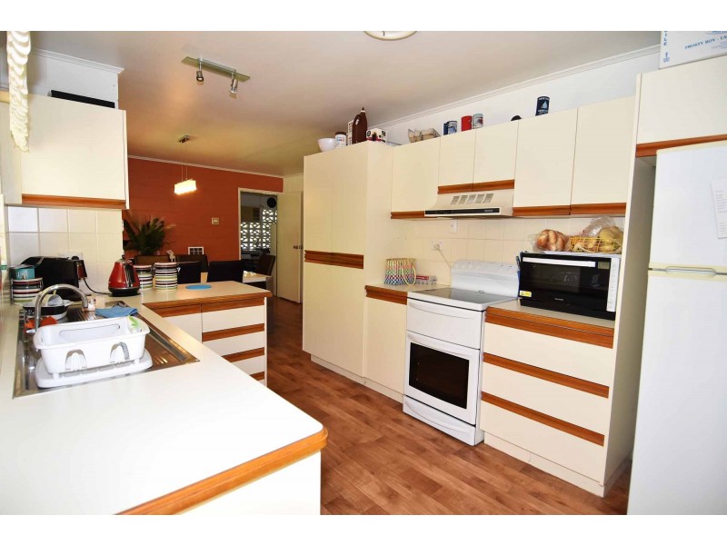 22 Mills Lane, Charters Towers QLD 4820