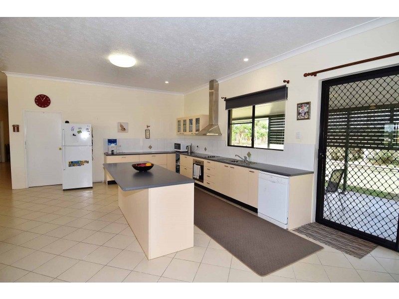 57 Axford Road, Toll QLD 4820