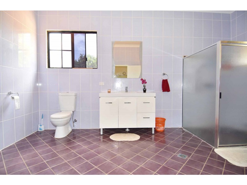 57 Axford Road, Toll QLD 4820