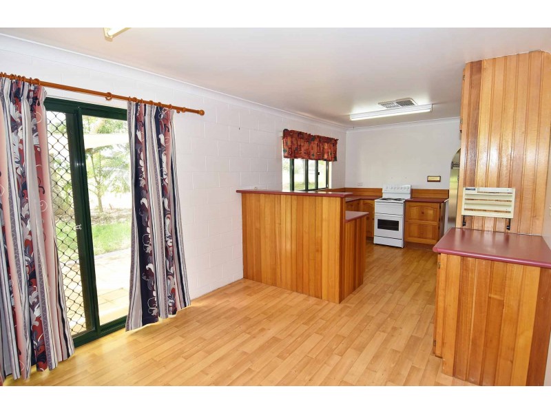 7 TORS VIEW ROAD, Broughton QLD 4820