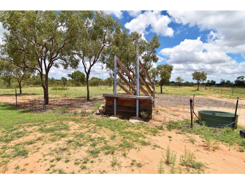 7 TORS VIEW ROAD, Broughton QLD 4820