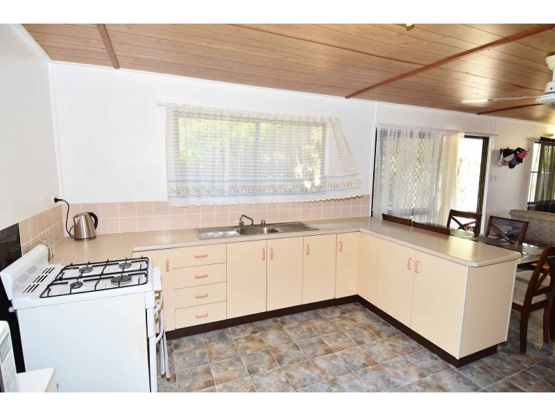 15 Hegarty Road, Southern Cross QLD 4820