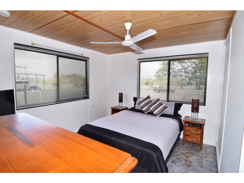 15 Hegarty Road, Southern Cross QLD 4820