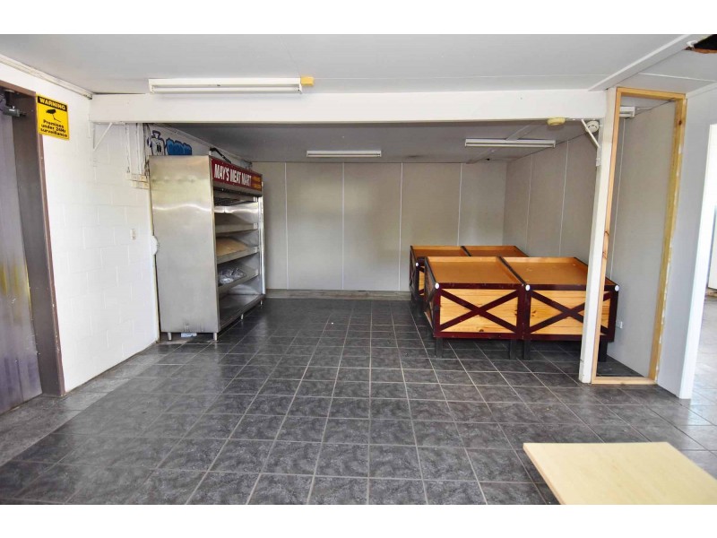 69 HACKETT TERRACE, Richmond Hill QLD 4820