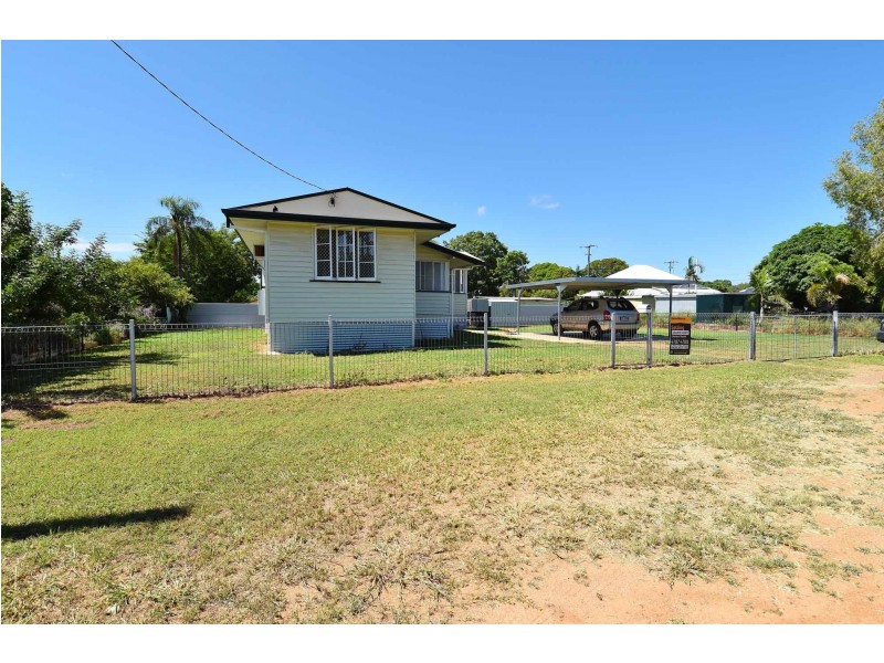 33 GAUVIN STREET, Richmond Hill QLD 4820