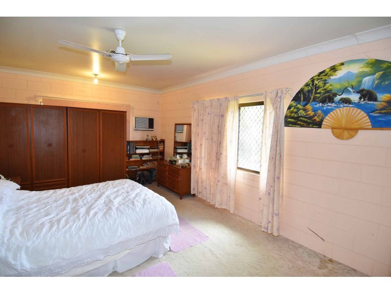 25 BROWN STREET, Towers Hill QLD 4820