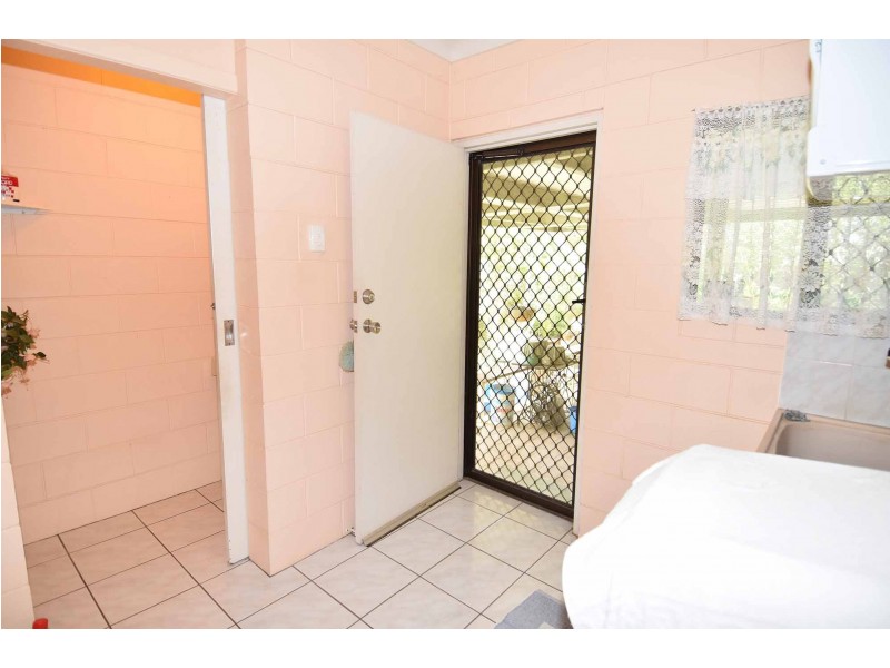 25 BROWN STREET, Towers Hill QLD 4820