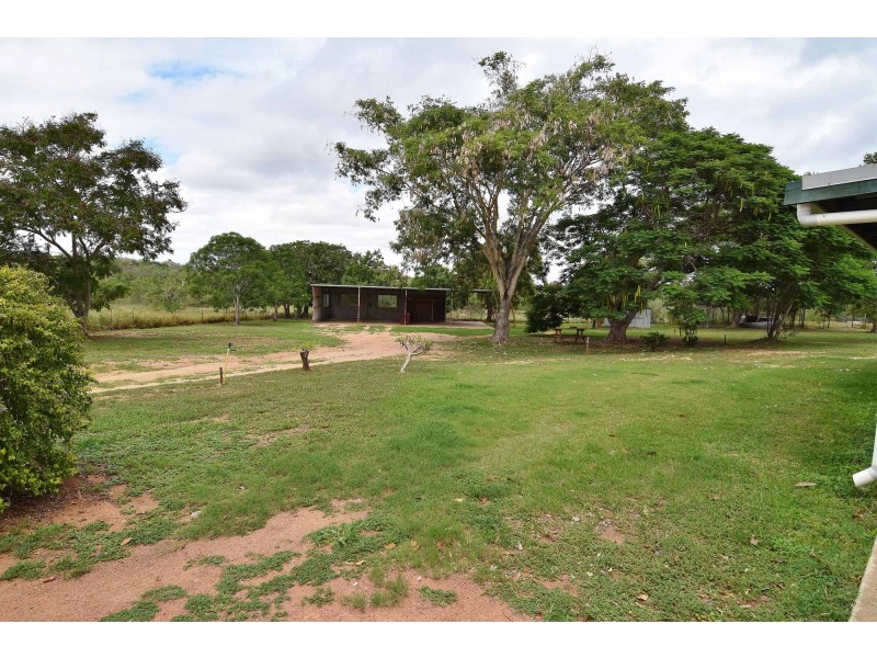 104 VIEW STREET, Southern Cross QLD 4820