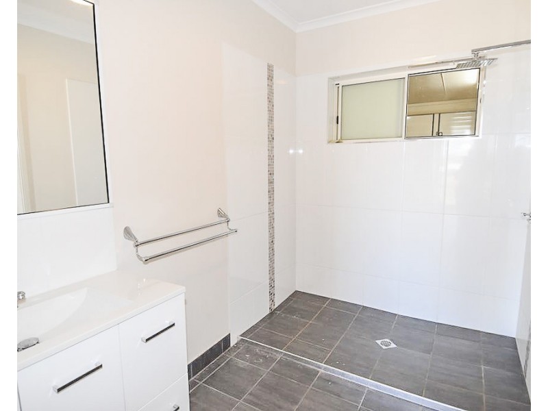 60 Jardine Street, Charters Towers City QLD 4820
