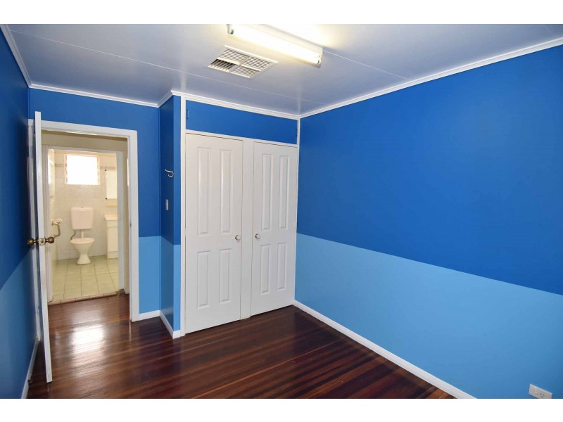 3 HICKS STREET, Richmond Hill QLD 4820