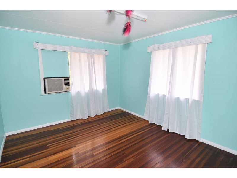 3 HICKS STREET, Richmond Hill QLD 4820