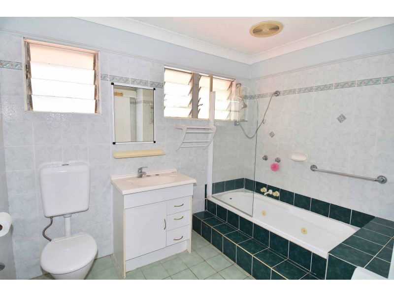 3 HICKS STREET, Richmond Hill QLD 4820