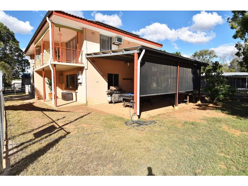 3 HICKS STREET, Richmond Hill QLD 4820