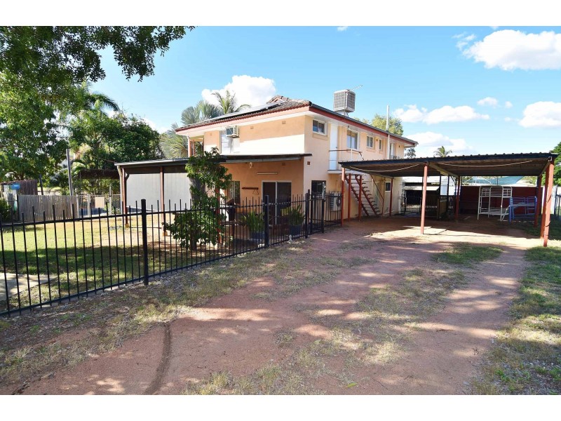3 HICKS STREET, Richmond Hill QLD 4820