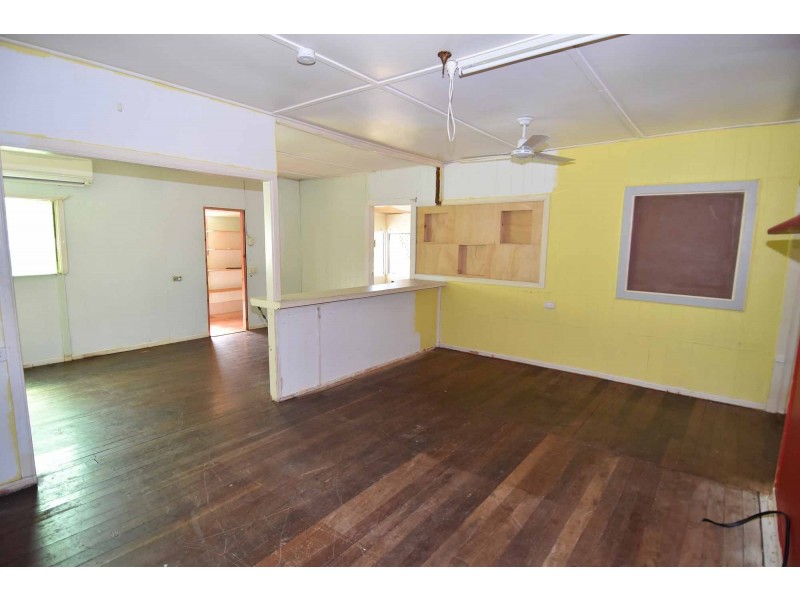 58 HICKS STREET, Richmond Hill QLD 4820