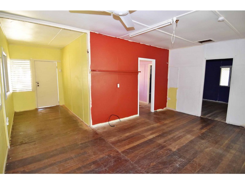 58 HICKS STREET, Richmond Hill QLD 4820