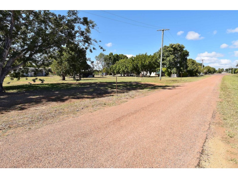 58 HICKS STREET, Richmond Hill QLD 4820