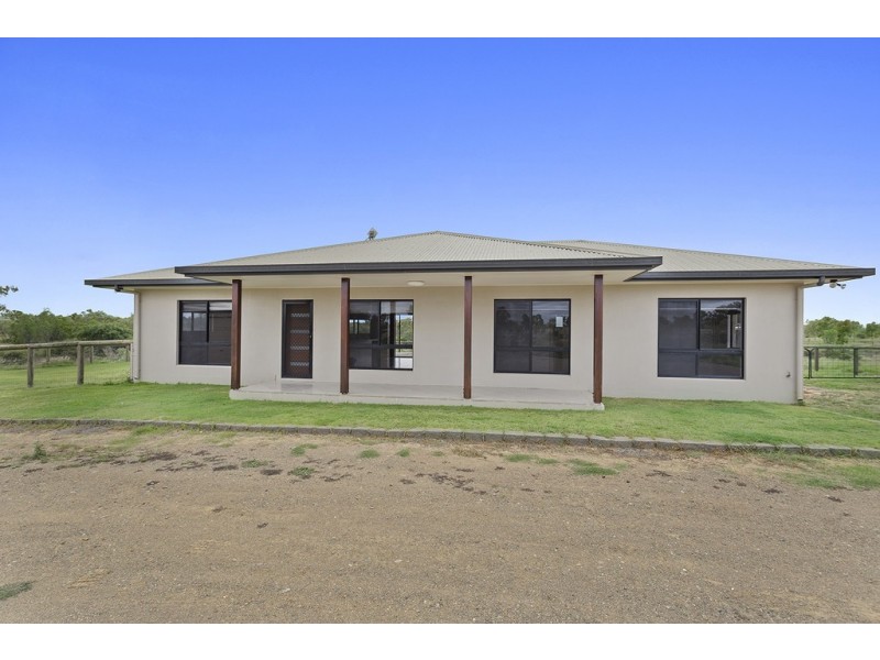 78 HOWEARTH ROAD, Southern Cross QLD 4820