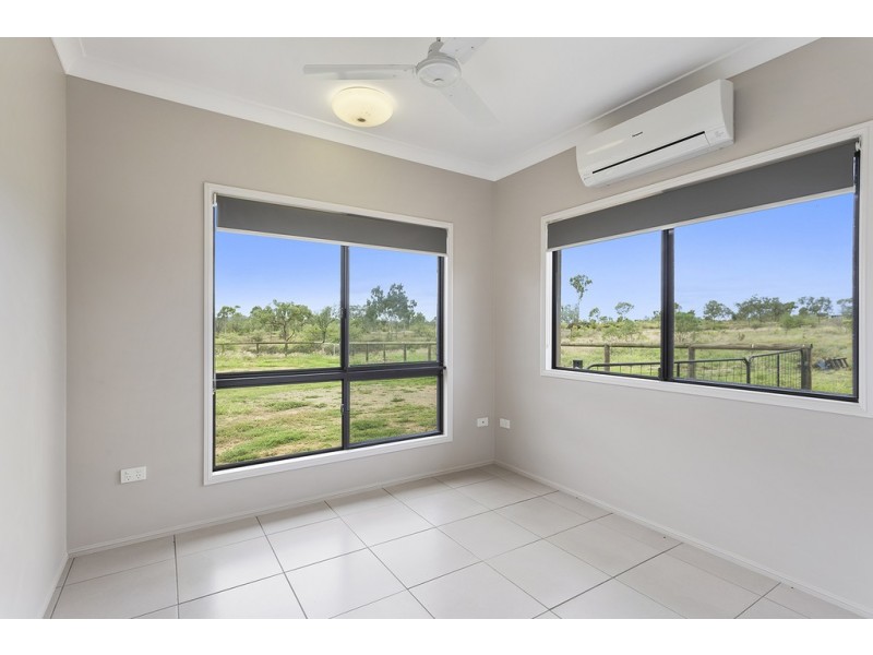78 HOWEARTH ROAD, Southern Cross QLD 4820