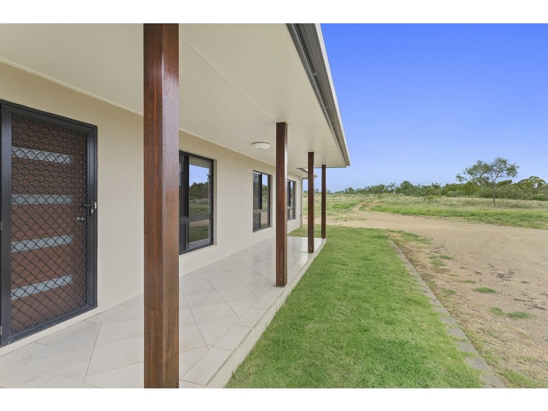 78 HOWEARTH ROAD, Southern Cross QLD 4820