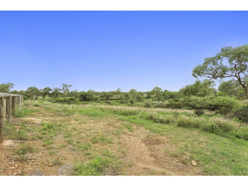 78 HOWEARTH ROAD, Southern Cross QLD 4820