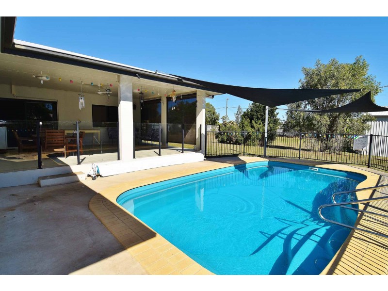 189 WEIR ROAD, Toll QLD 4820