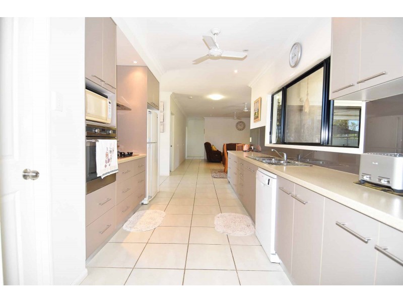 189 WEIR ROAD, Toll QLD 4820