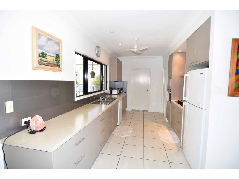 189 WEIR ROAD, Toll QLD 4820