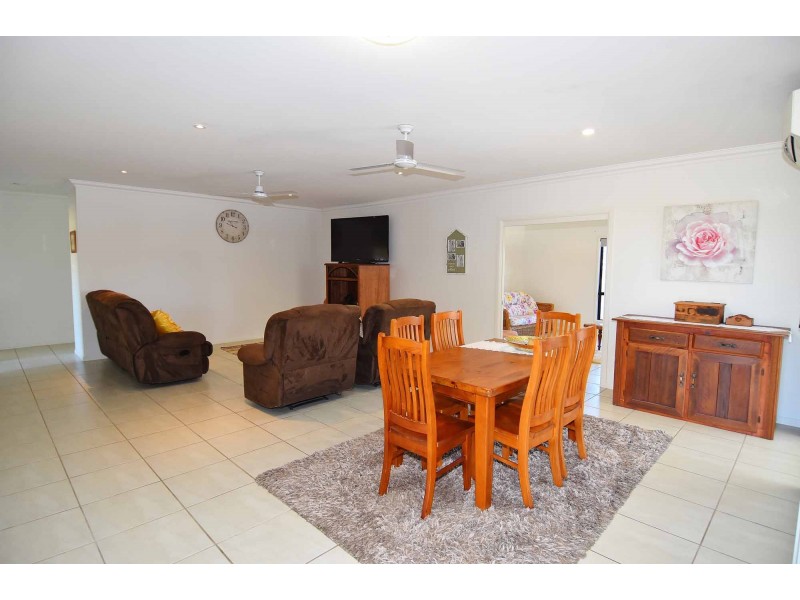 189 WEIR ROAD, Toll QLD 4820