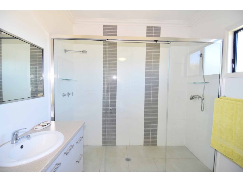 189 WEIR ROAD, Toll QLD 4820