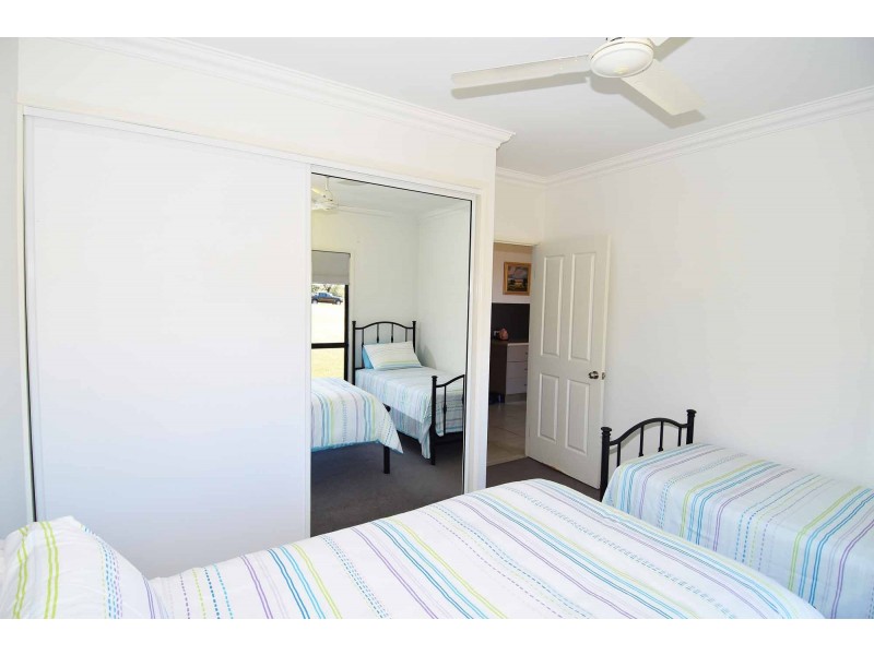 189 WEIR ROAD, Toll QLD 4820
