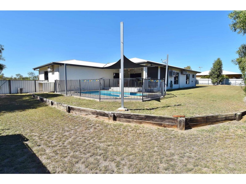 189 WEIR ROAD, Toll QLD 4820
