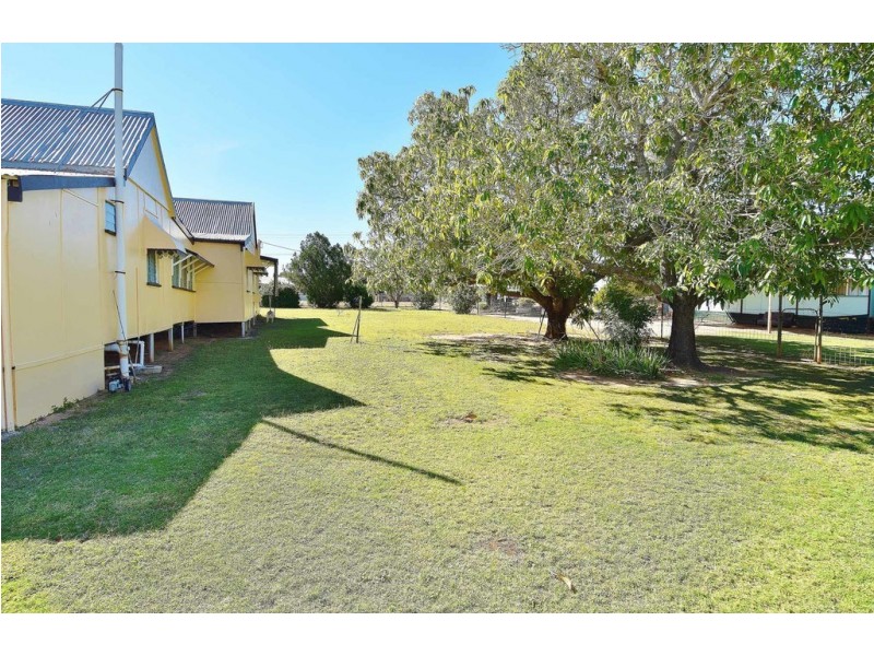 12 PHILLIPSON ROAD, Millchester QLD 4820