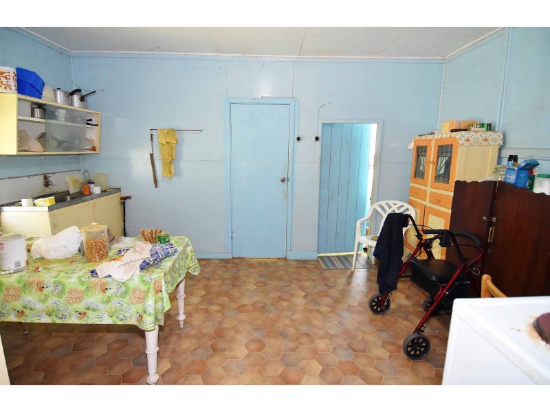 12 PHILLIPSON ROAD, Millchester QLD 4820